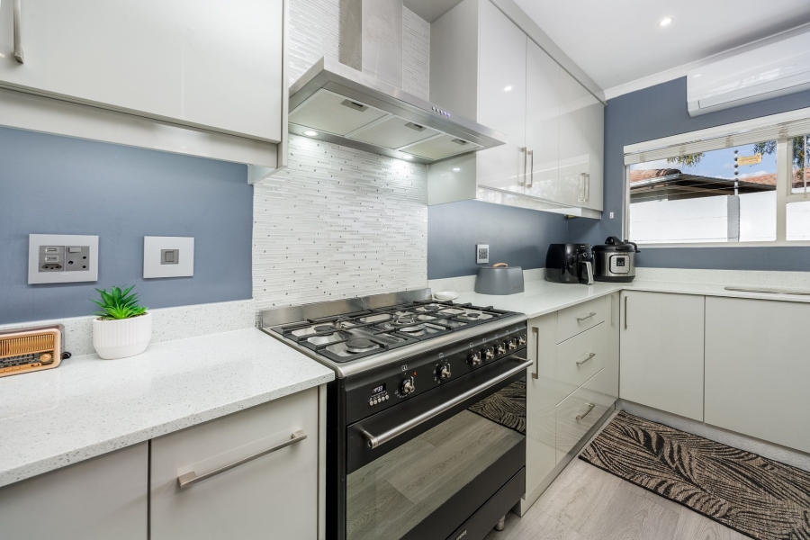 To Let 4 Bedroom Property for Rent in Wellway Park Western Cape